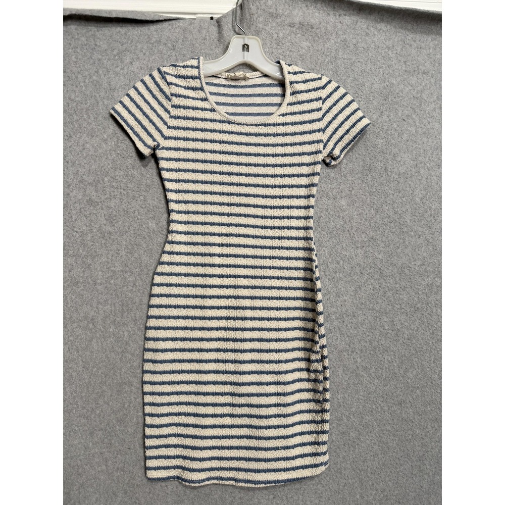 See You Monday Dress Juniors S White Blue Stripe Scoop Neck T Shirt Short‎ Knit
